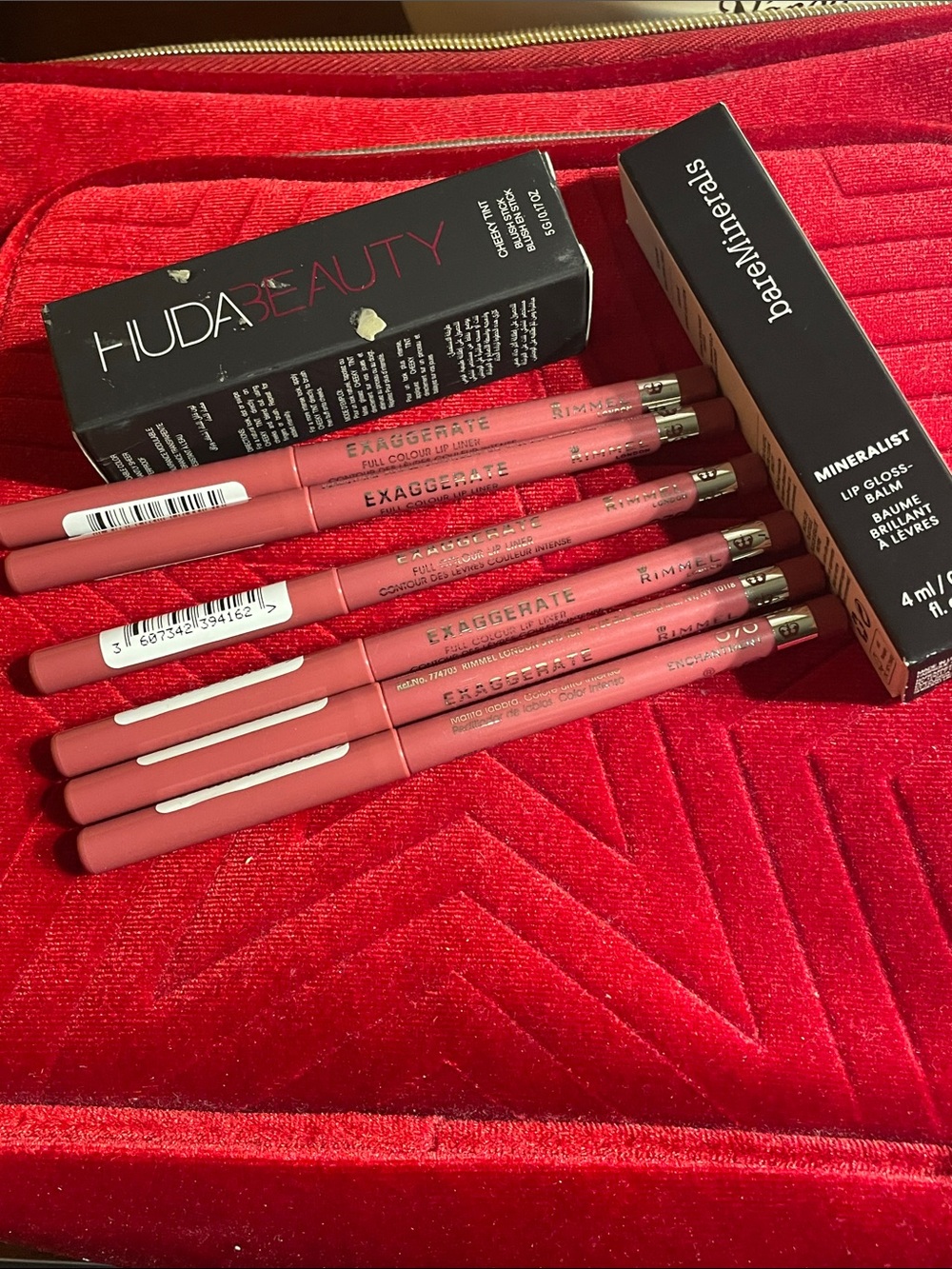 Lip gloss, Lip Liners, cheeky tint in Berry Rose Tones